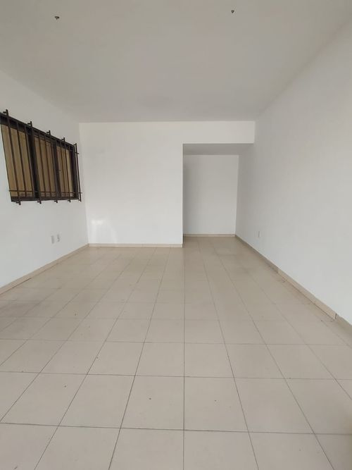 Local en arriendo en Cabecera Del Llano, Bucaramanga, 18 m² · foto 6 de 7