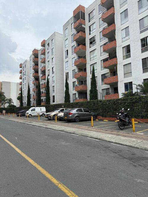 Apartamento de 3 alcobas en venta en Conjunto Residencial Punta Del Este, Cali, 70 m² · foto 4 de 14