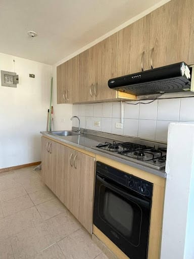 Apartamento de 3 alcobas en arriendo en El Rodeo, Medellín, 56 m² · foto 4 de 13