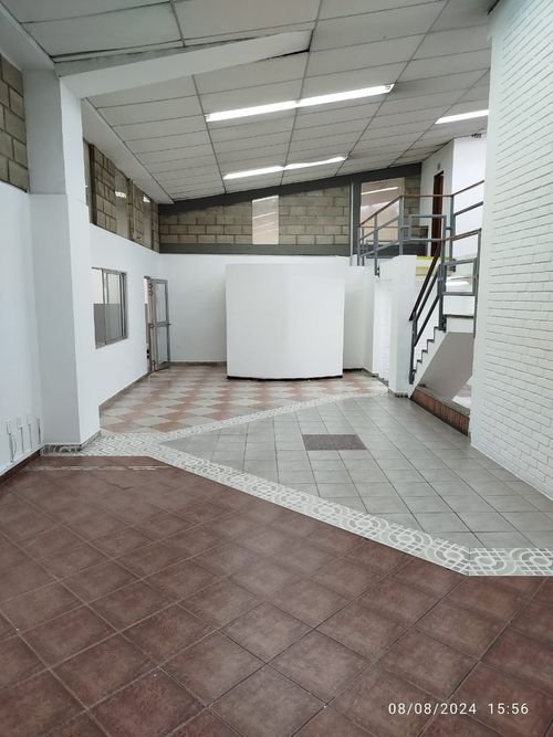 Bodega en arriendo en La Concordia, Bucaramanga, 1000 m² · foto 18 de 24