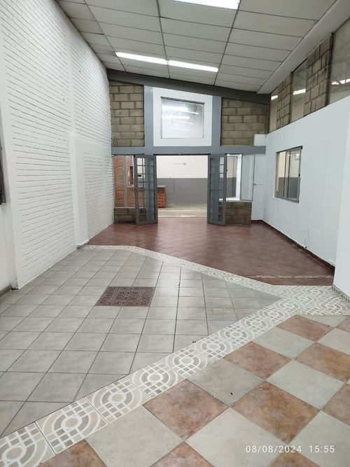 Bodega en arriendo en La Concordia, Bucaramanga, 1000 m² · foto 23 de 24