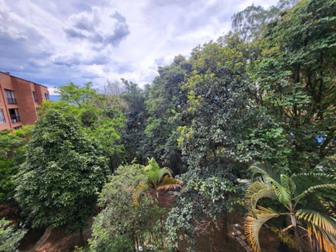 Apartamento de 3 alcobas en arriendo en San Lucas, Medellín, 90 m² · foto 6 de 24