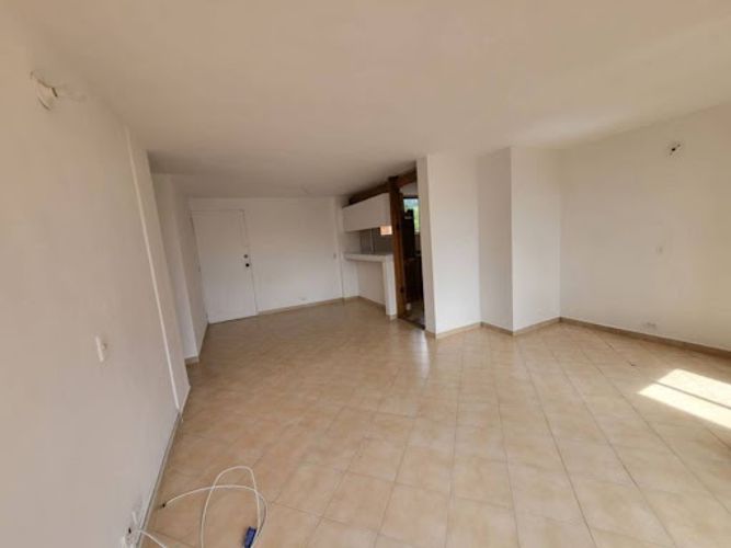 Apartamento de 3 alcobas en arriendo en San Lucas, Medellín, 90 m² · foto 7 de 24