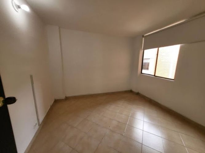 Apartamento de 3 alcobas en arriendo en San Lucas, Medellín, 90 m² · foto 9 de 24