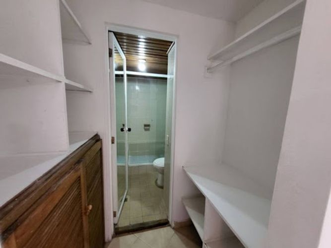 Apartamento de 3 alcobas en arriendo en San Lucas, Medellín, 90 m² · foto 11 de 24