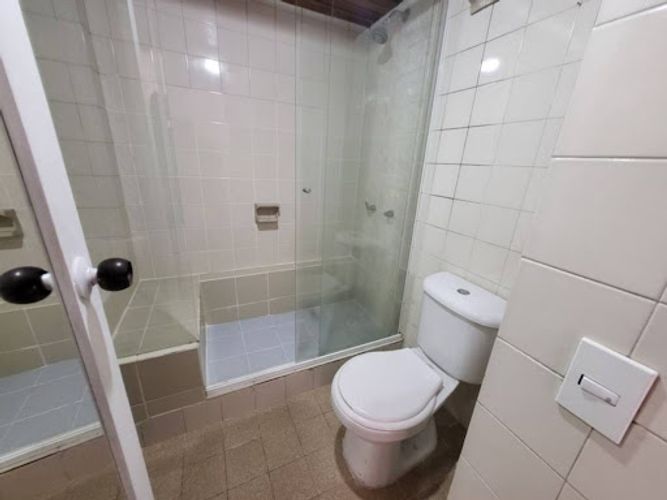 Apartamento de 3 alcobas en arriendo en San Lucas, Medellín, 90 m² · foto 12 de 24