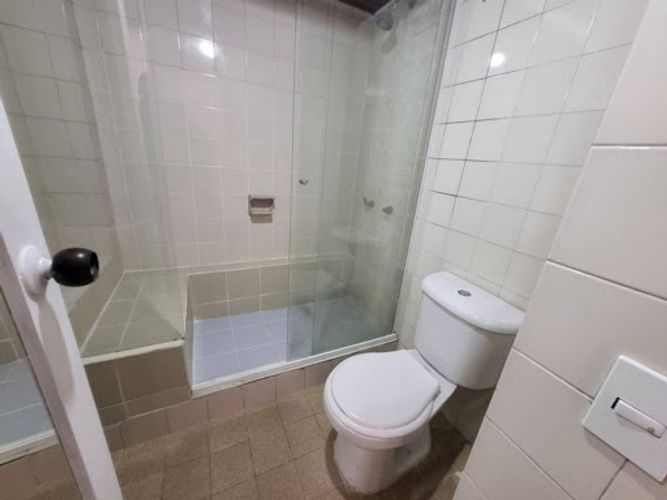 Apartamento de 3 alcobas en arriendo en San Lucas, Medellín, 90 m² · foto 13 de 24