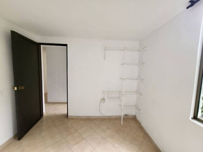 Apartamento de 3 alcobas en arriendo en San Lucas, Medellín, 90 m² · foto 21 de 24
