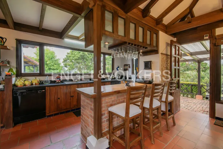 Casa de 4 alcobas en venta en Altos De Yerbabuena, Sopó, 300 m² · foto 6 de 16
