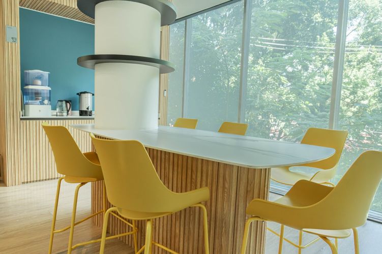 Oficina en arriendo en El Velódromo, Medellín, 240 m² · foto 4 de 9