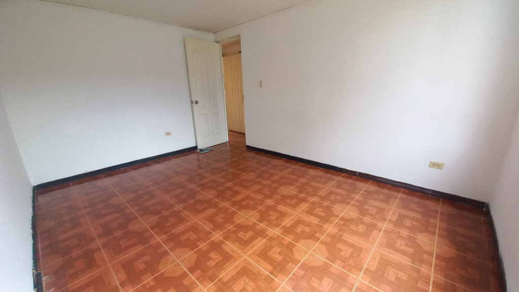 Casa en venta en Fontibon, Bogotá · foto 9 de 15