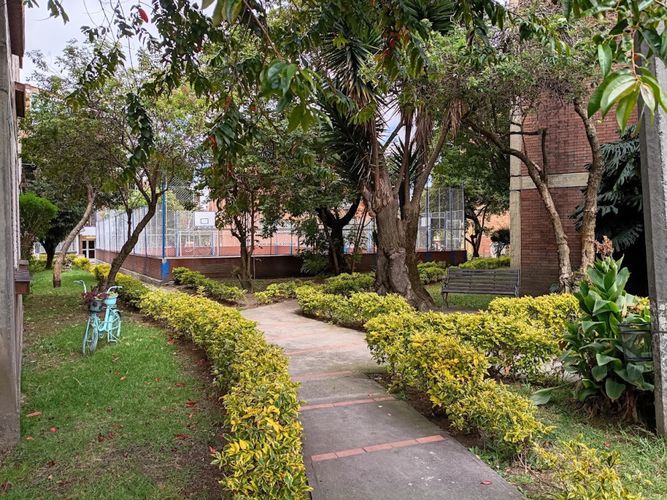 Apartamento de 2 alcobas en venta en Modelo Sur, Bogotá, 47 m² · foto 2 de 20