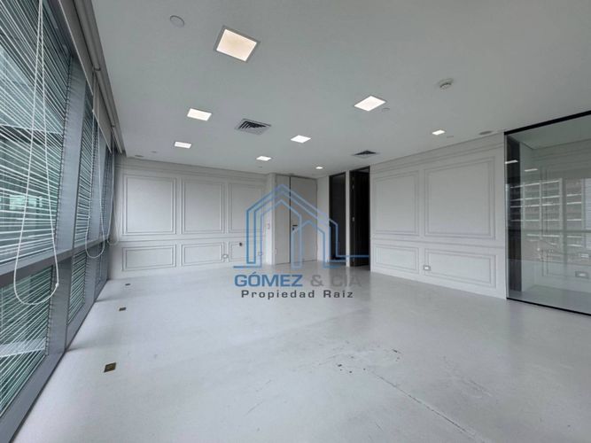 Oficina en arriendo en Milla De Oro, Medellín, 70 m² · foto 4 de 10