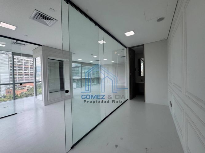 Oficina en arriendo en Milla De Oro, Medellín, 70 m² · foto 6 de 10