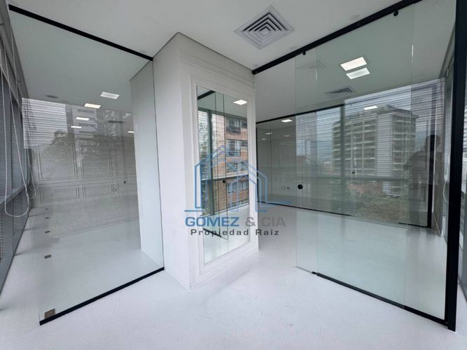 Oficina en arriendo en Milla De Oro, Medellín, 70 m² · foto 8 de 10