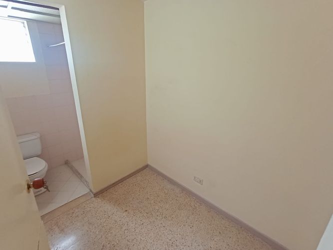 Apartamento de 2 alcobas en venta en Laureles, Medellín, 80 m² · foto 14 de 18