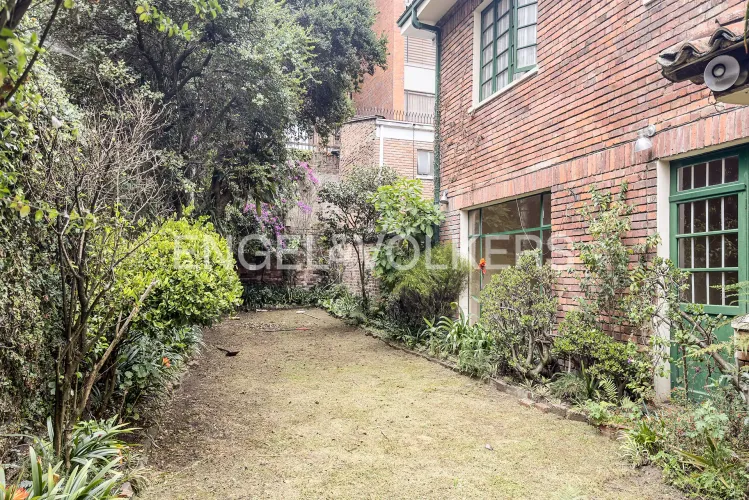 Casa en venta en La Cabrera, Bogotá, 309 m² · foto 7 de 8