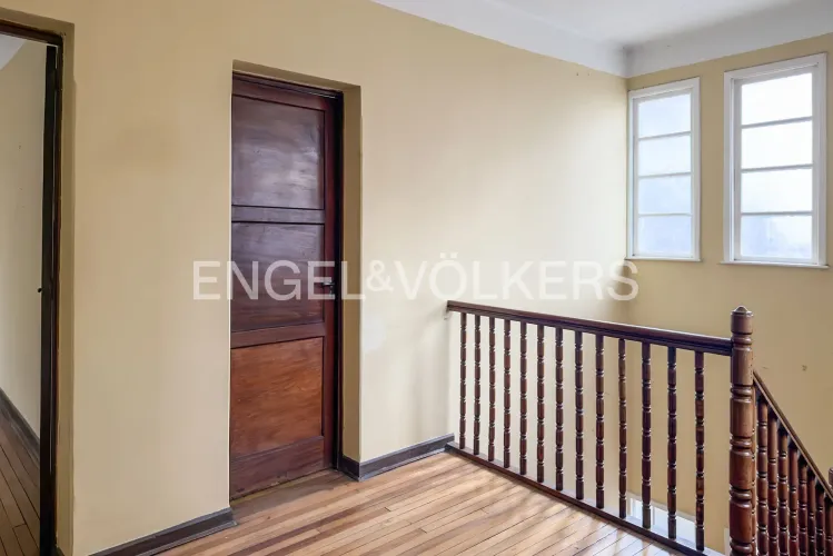 Casa en venta en La Cabrera, Bogotá, 309 m² · foto 5 de 8