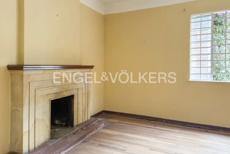 Casa en venta en La Cabrera, Bogotá, 309 m² · foto 4 de 8