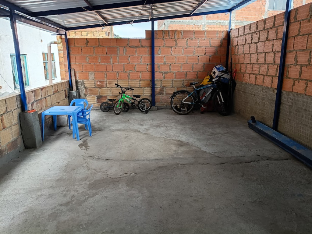 Casa en venta en Molinos Del Sur, Bogotá · foto 8 de 18
