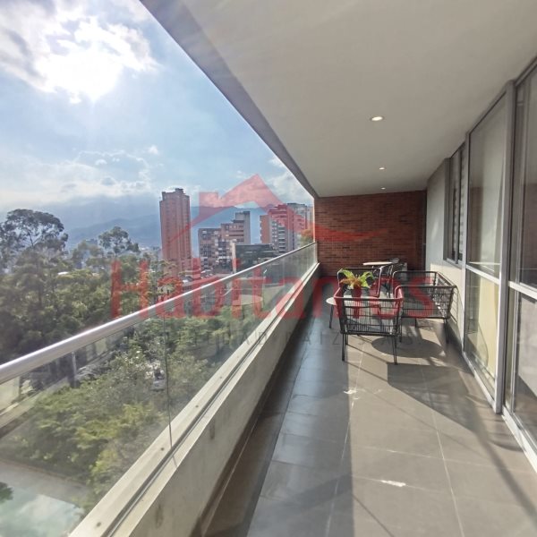 Apartamento en arriendo en Lalinde, Medellín · foto 13 de 14