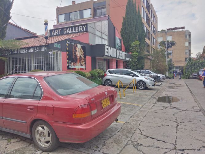 Casa de 1 alcoba en venta en Santa Paula, Bogotá, 654 m² · foto 16 de 18