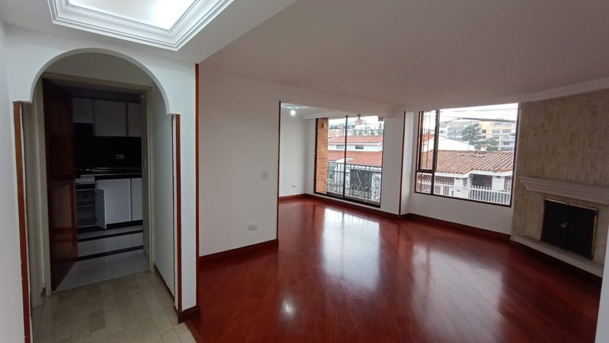 Apartamento de 3 alcobas en venta en Malibu, Bogotá, 110 m² · foto 2 de 12