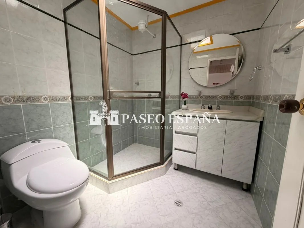 Apartamento en venta en Las Villas, Bogotá · foto 6 de 9