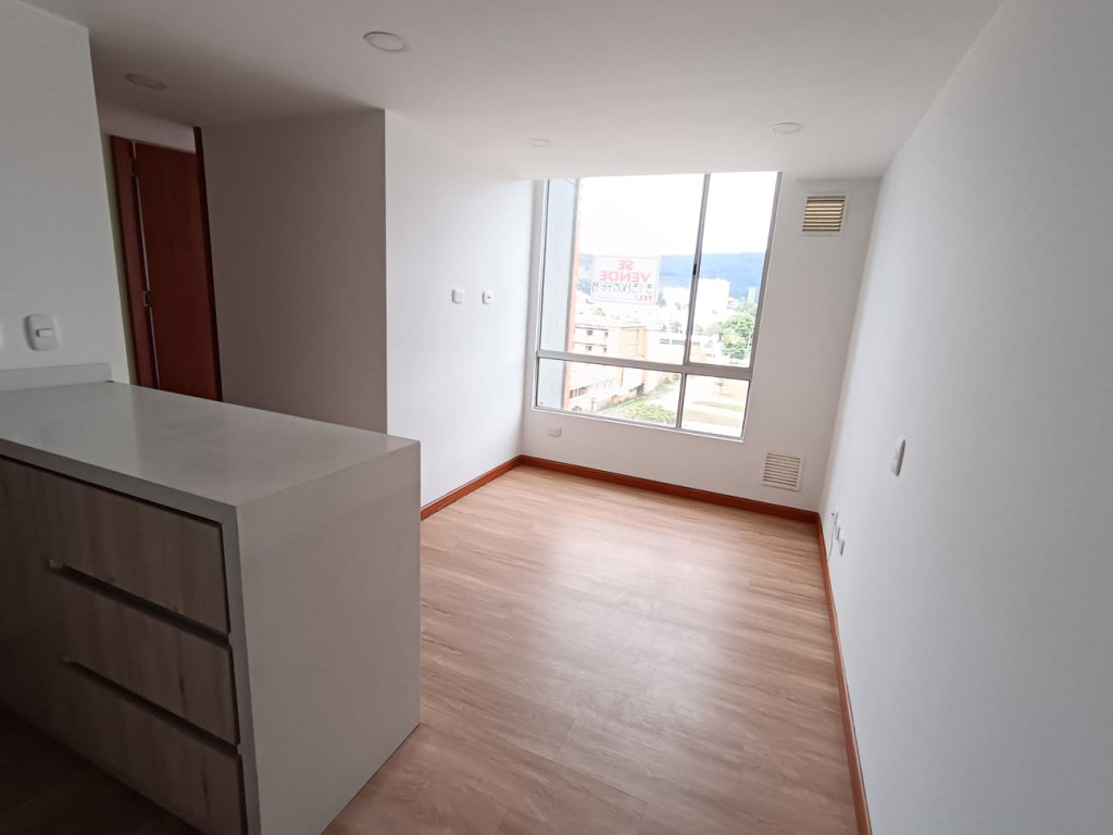 Apartamento en venta en Toberin, Bogotá · foto 2 de 16