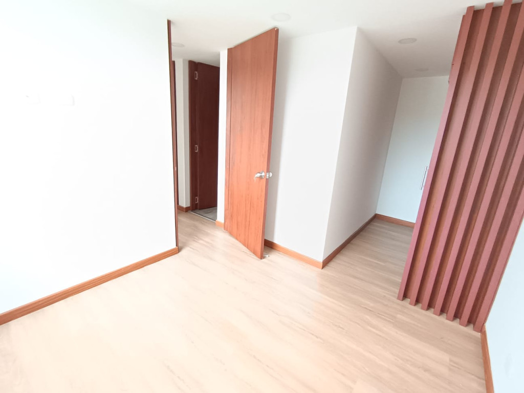 Apartamento en venta en Toberin, Bogotá · foto 6 de 16