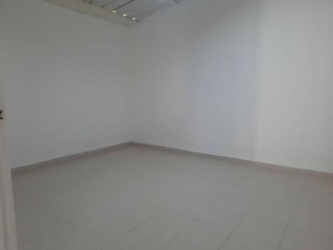 Bodega en arriendo en La Candelaria, Medellín, 220 m² · foto 8 de 24