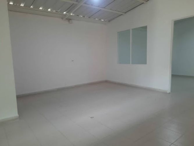 Bodega en arriendo en La Candelaria, Medellín, 220 m² · foto 18 de 24
