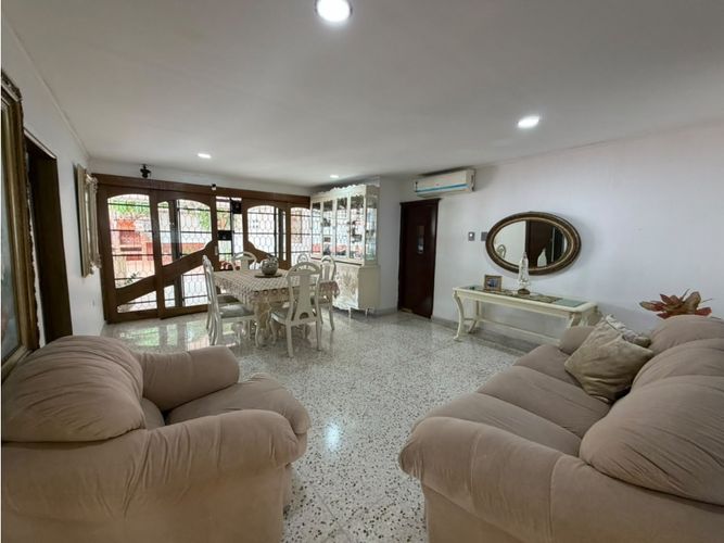Casa de 3 alcobas en venta en Campo Alegre, Barranquilla, 540 m² · foto 3 de 24