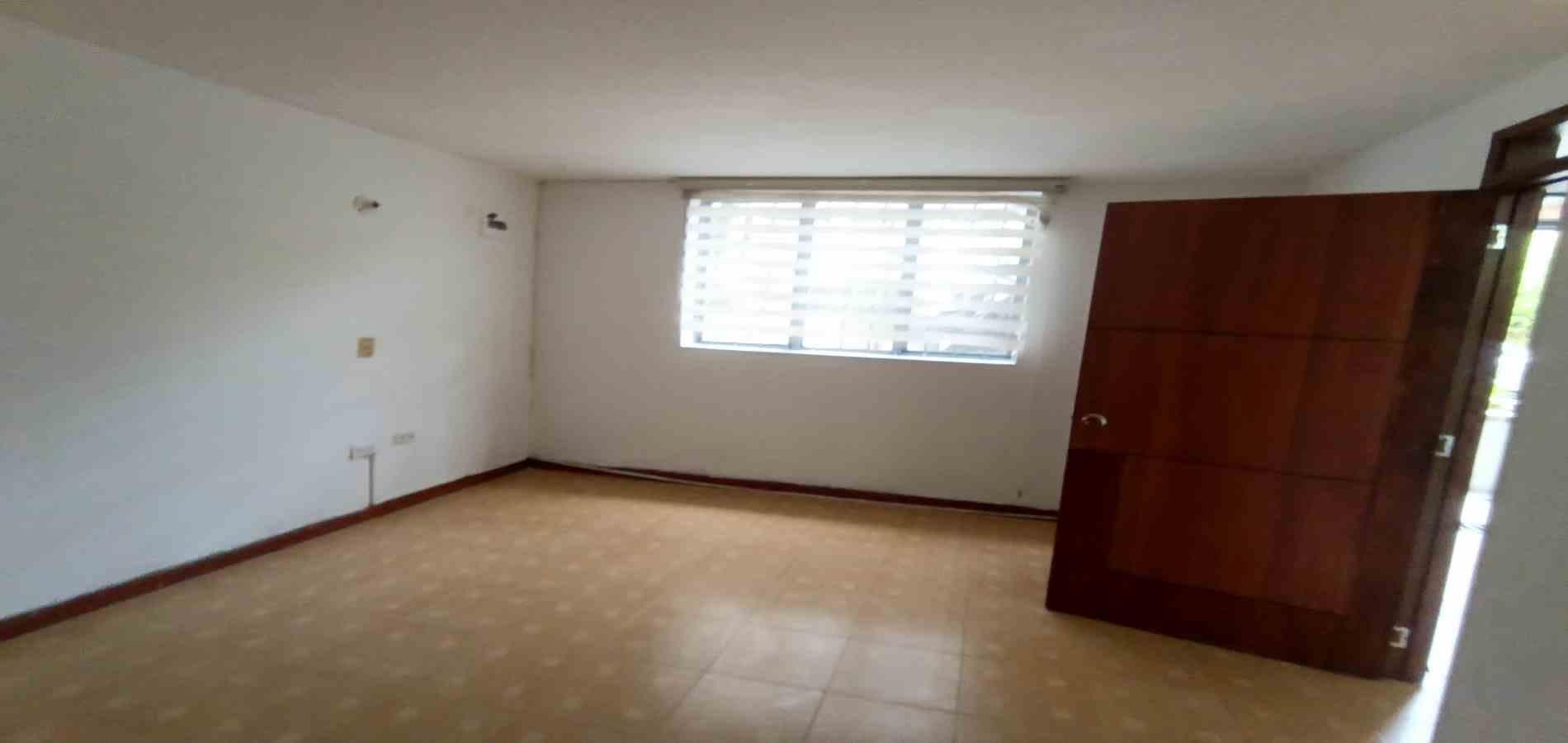 Apartaestudio en arriendo en Chipre, Manizales · foto 10 de 14
