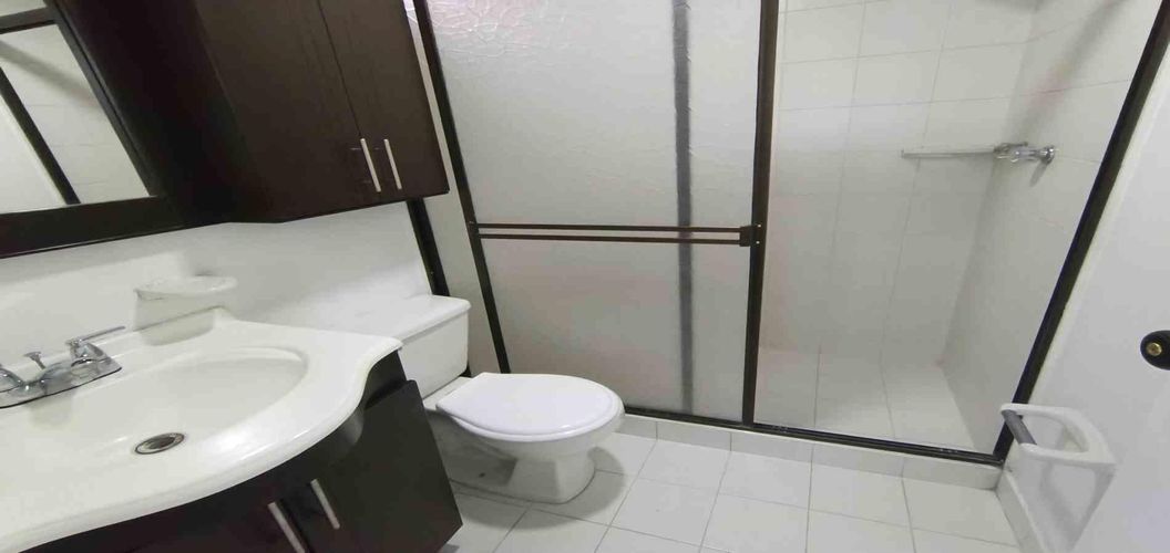 Casa de 5 alcobas en venta en Santa Helena, Manizales, 96 m² · foto 11 de 20