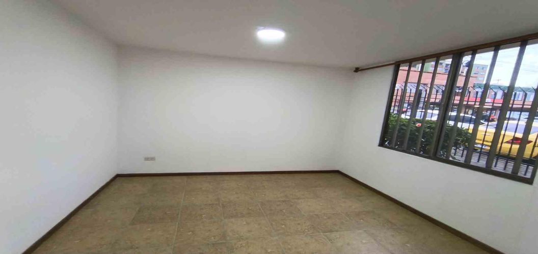 Casa de 5 alcobas en venta en Santa Helena, Manizales, 96 m² · foto 15 de 20