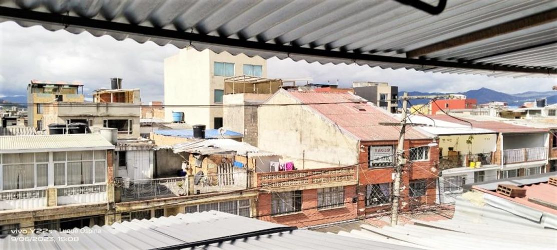Casa de 4 alcobas en venta en Santa Helenita, Bogotá · foto 5 de 19