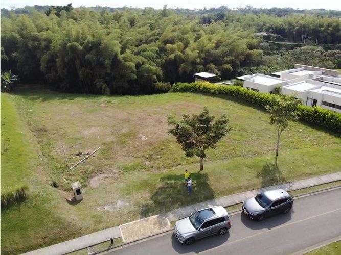 Lote en venta en Cerritos, Pereira, 3168 m² · foto 3 de 6
