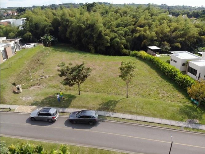Lote en venta en Cerritos, Pereira, 3168 m² · foto 4 de 6