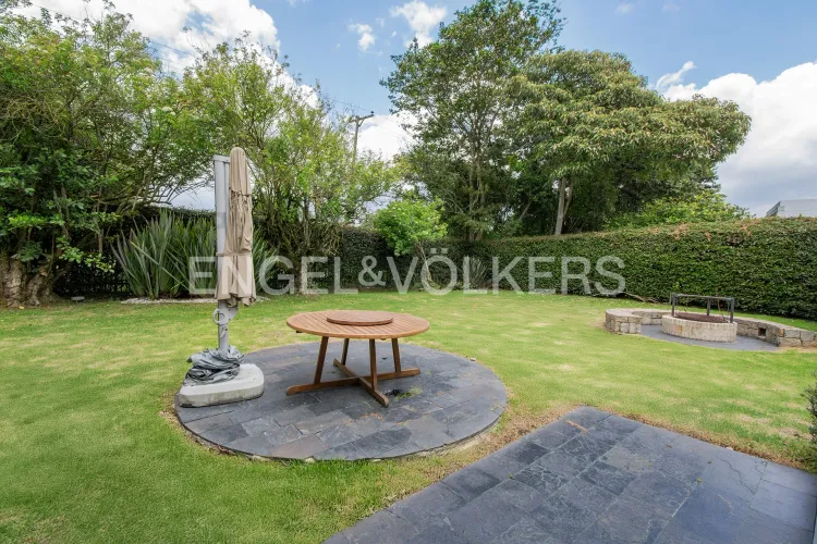 Casa de 5 alcobas en arriendo en Guaymaral, Chía, 650 m² · foto 18 de 20