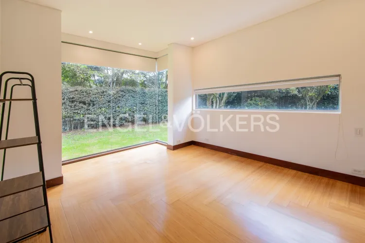 Casa de 5 alcobas en arriendo en Guaymaral, Chía, 650 m² · foto 12 de 20