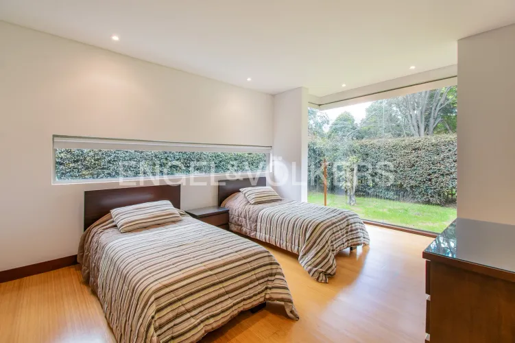 Casa de 5 alcobas en arriendo en Guaymaral, Chía, 650 m² · foto 11 de 20