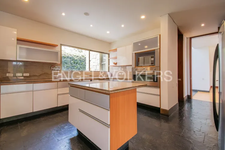 Casa de 5 alcobas en arriendo en Guaymaral, Chía, 650 m² · foto 8 de 20