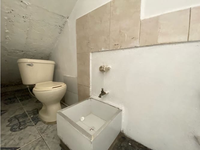 Local en arriendo en Belén San Bernardo, Medellín, 18 m² · foto 5 de 6