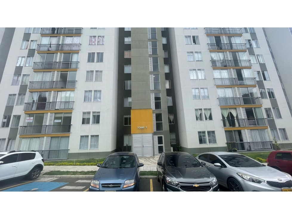 Apartamento en venta en Las Violetas, Dosquebradas · foto 2 de 18