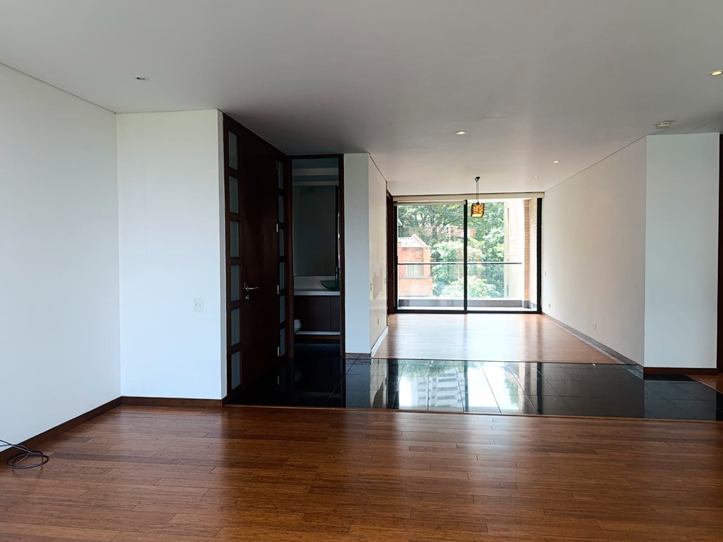 Apartamento en arriendo en El Poblado, Medellín · foto 6 de 19
