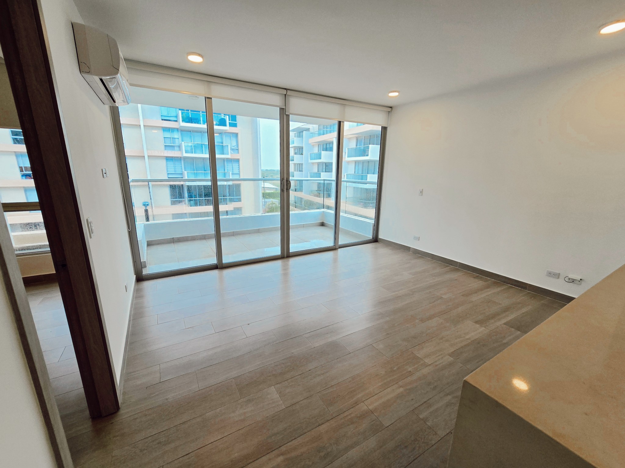 Apartamento en venta en Serena Del Mar, Cartagena · foto 4 de 15