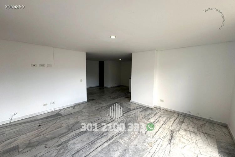 Apartamento de 3 alcobas en venta en Conquistadores, Medellín, 100 m² · foto 5 de 24