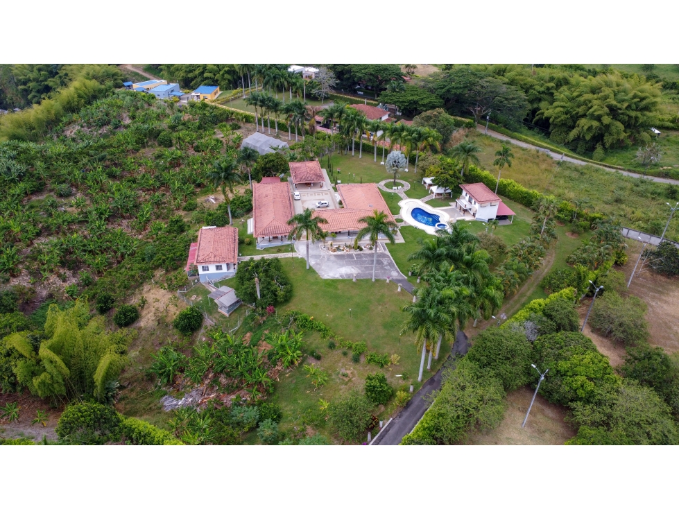 Casa en venta en Cerritos, Pereira · foto 3 de 24