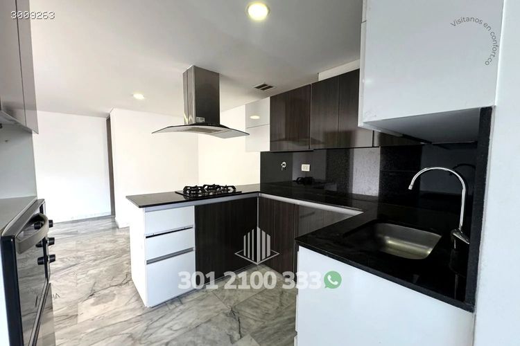 Apartamento de 3 alcobas en venta en Conquistadores, Medellín, 100 m² · foto 12 de 24